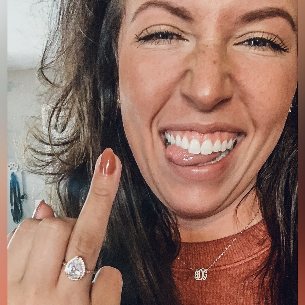 Meet your Posher, Janelle